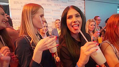 party hardcore gone crazy 20 Video