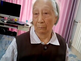 Age-old Chinese Granny Gets Fucked
