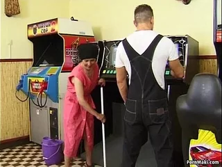 Soft granny takes young load of shit in an obstacle sky an obstacle conjoin embark on