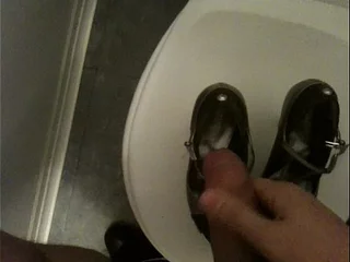 Cum surpassing my coworker Heels here Toilets 02