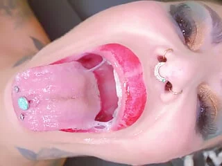 Alicia Sulky put the show on the road  facefucked ANAL MILF