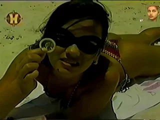 Tiazinha Suzana Alves na praia